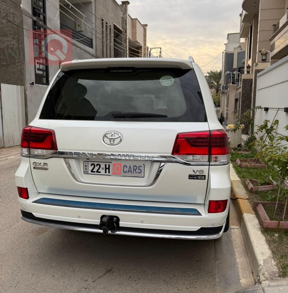 تويوتا لاندكروزر